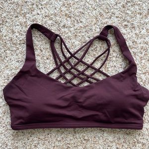 Lululemon Free to be Wild sports bra